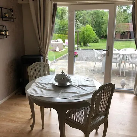 Bed & Breakfast Au Refuge Du Speleo *