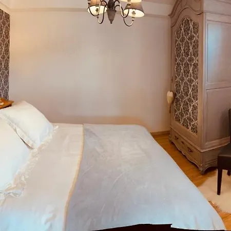 Au Refuge Du Speleo Bed & Breakfast *